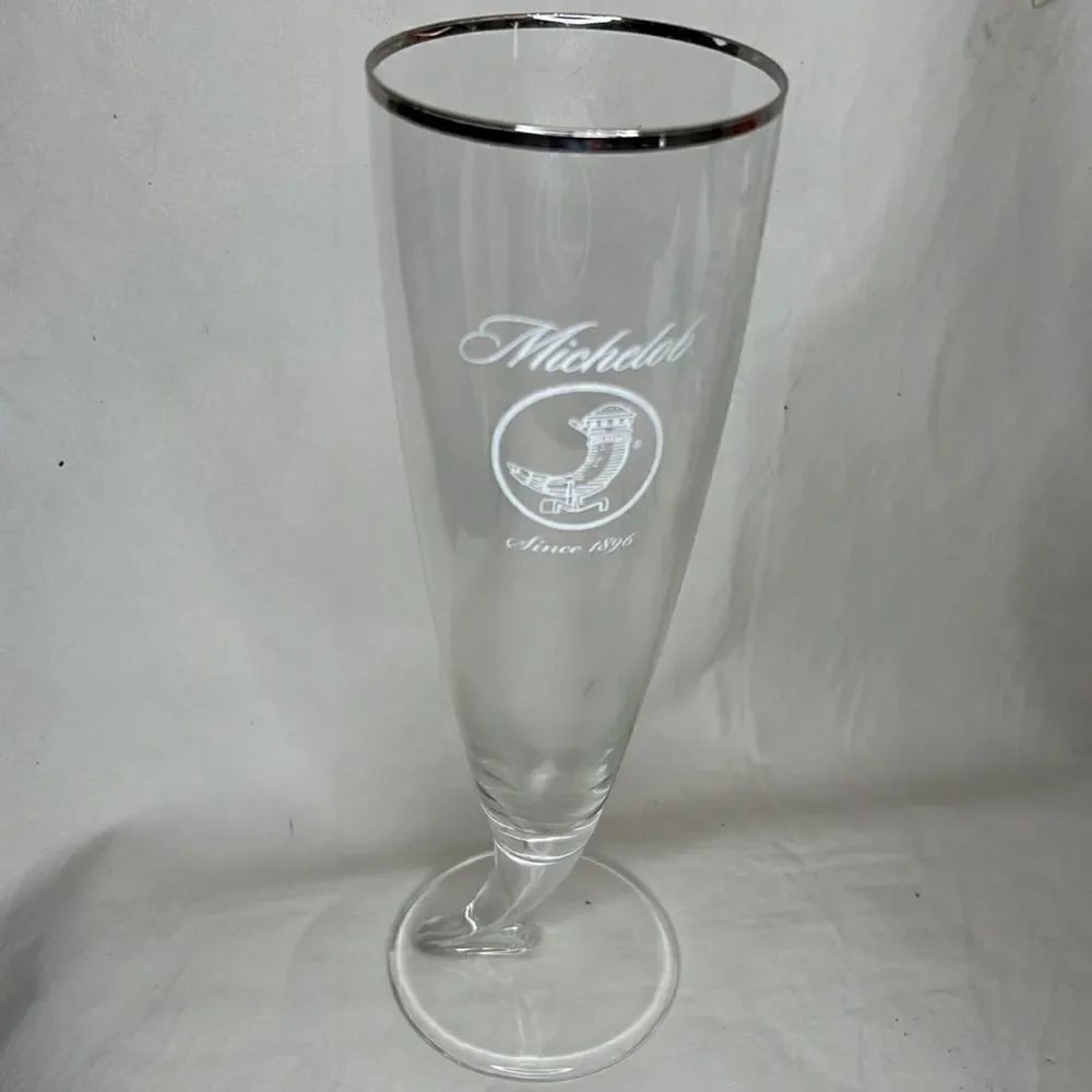 Michelob Since 1886 Crystal Beer Drinking Glass 18 Ounces 9 3/4 Tall 3 In Round